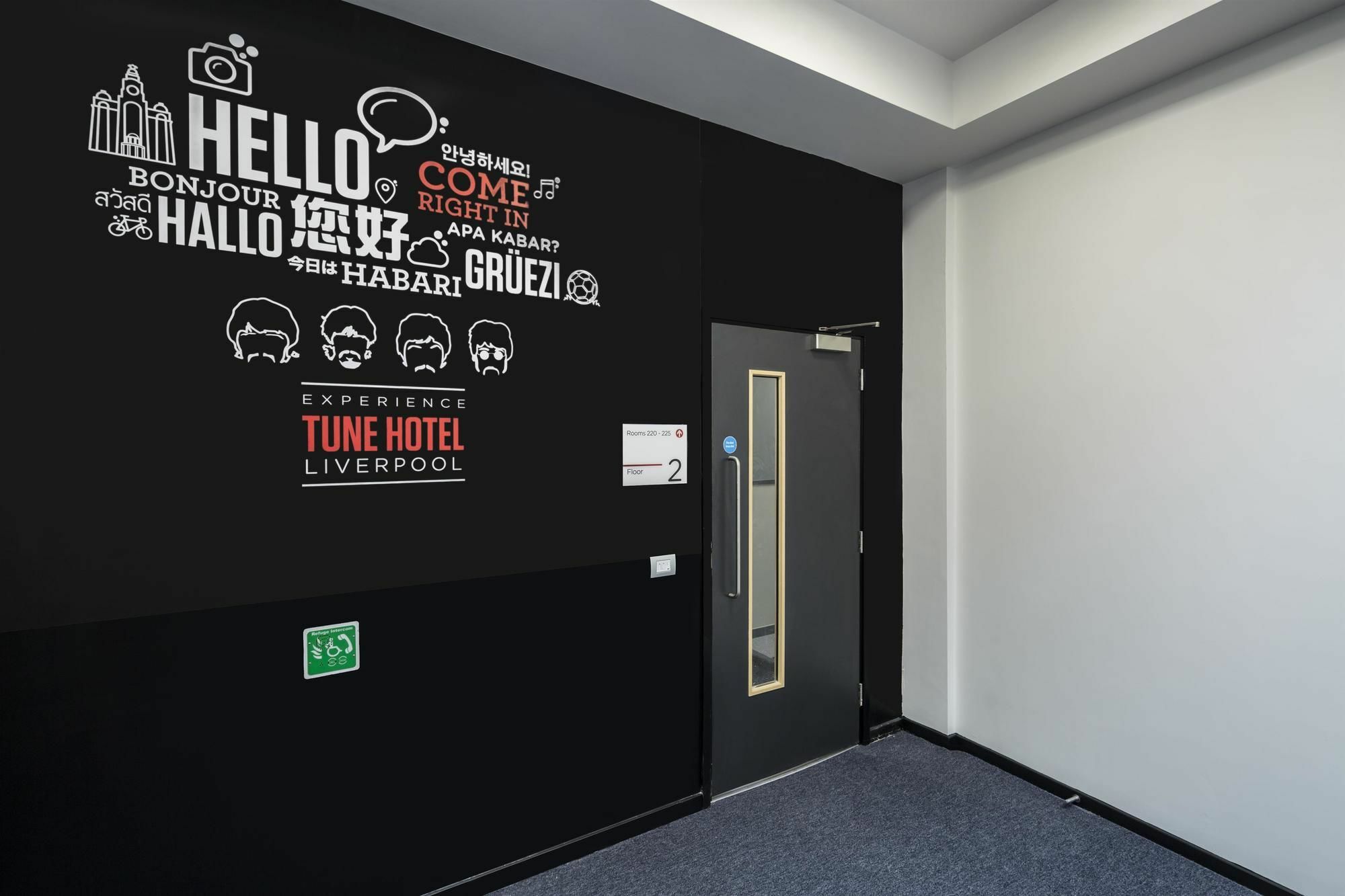 Tune Hotel Liverpool Exterior photo
