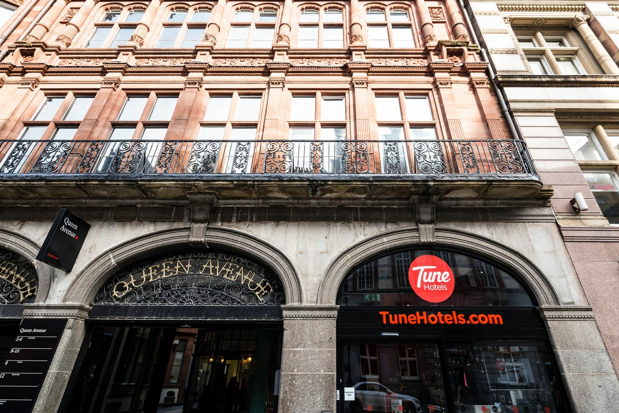 Tune Hotel Liverpool Exterior photo